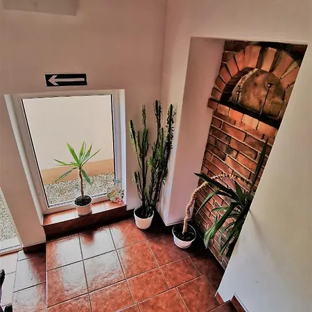 Dom Pod Tujami Krasków