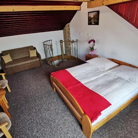 Bed & Breakfast Dom Pod Tujami