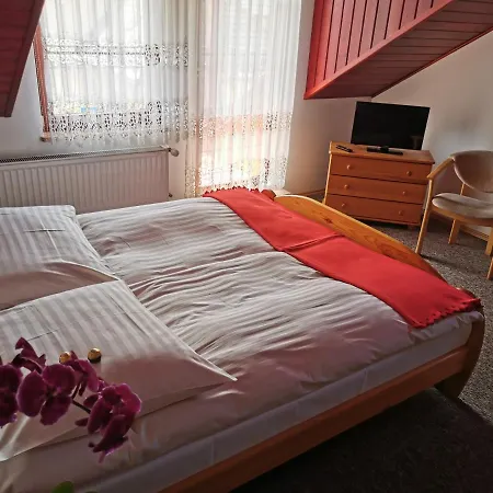 Bed & Breakfast Dom Pod Tujami