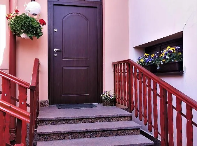 Bed & Breakfast Dom Pod Tujami 3*